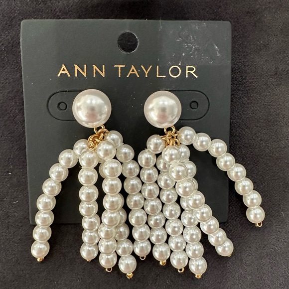 ann taylor faux pearl chandelier earrings - Picture 1 of 6